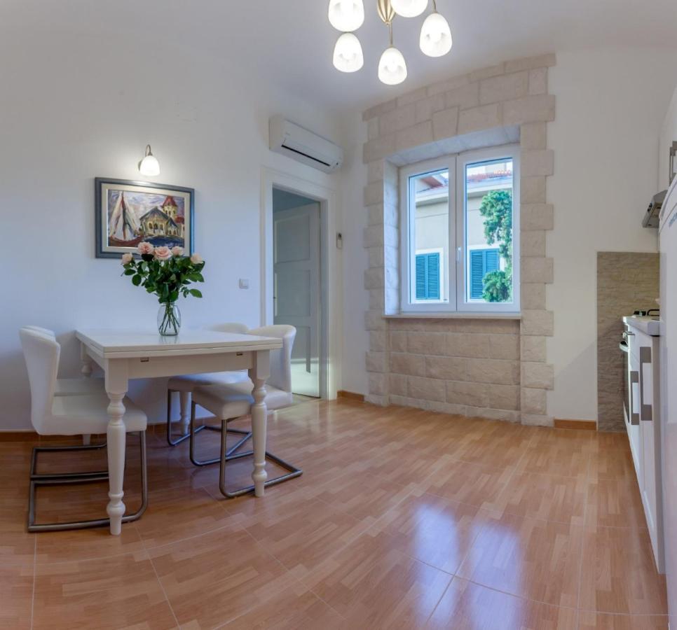 Classy Apartment In The Center Of Split Luaran gambar